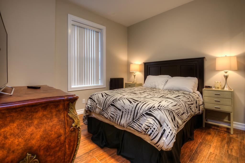 Western Hotel & Executive Suites Гуэлф Экстерьер фото